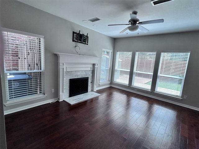 2634 Lakeforest Court, Dallas, TX 75214