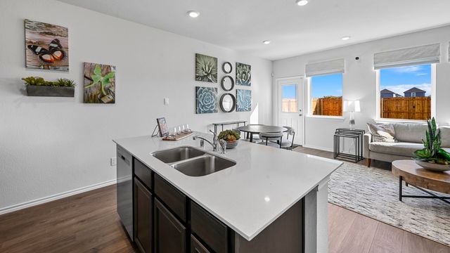 4433 Bonney Avenue, Crandall, TX 75114