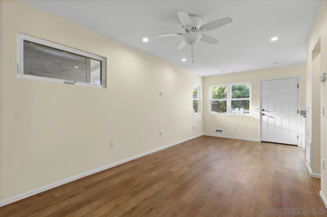 2303 Poinsettia Dr, San Diego, CA 92106