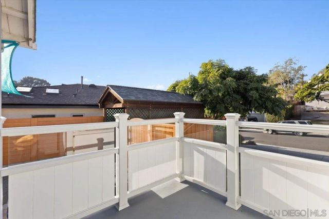 2303 Poinsettia Dr, San Diego, CA 92106