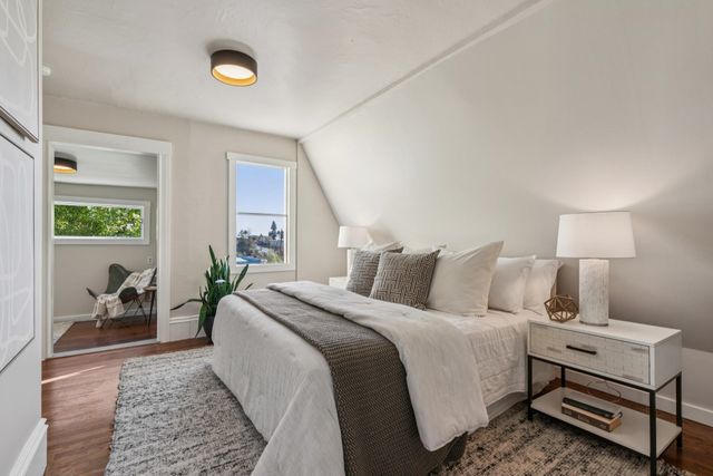 2526 12Th Ave, Oakland, CA 94606