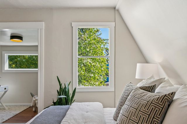 2526 12Th Ave, Oakland, CA 94606