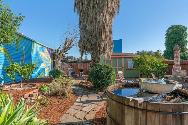 2526 12Th Ave, Oakland, CA 94606