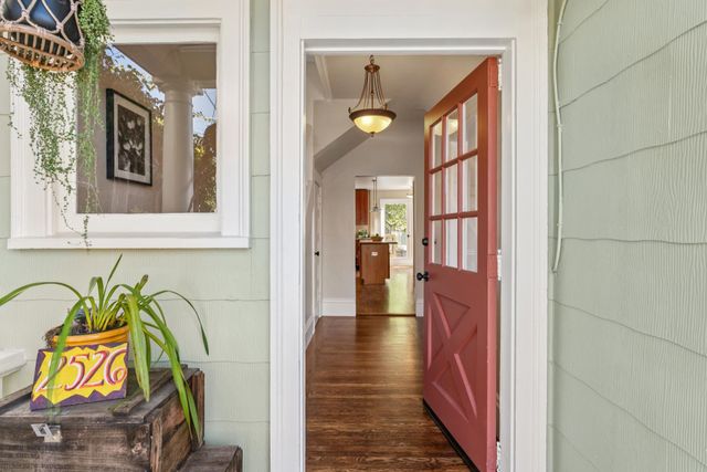 2526 12Th Ave, Oakland, CA 94606