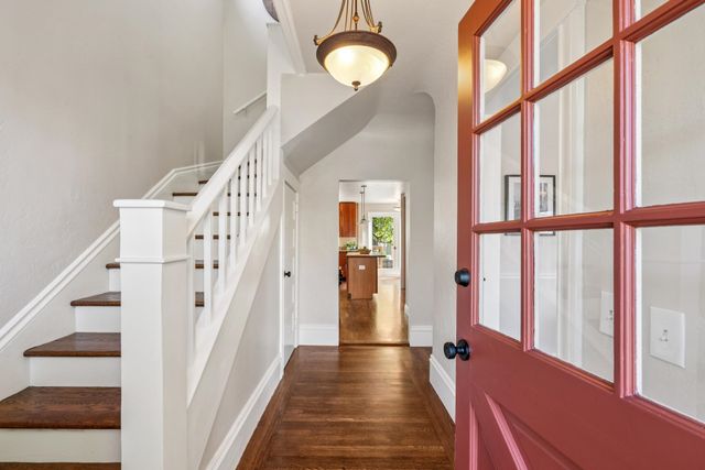 2526 12Th Ave, Oakland, CA 94606