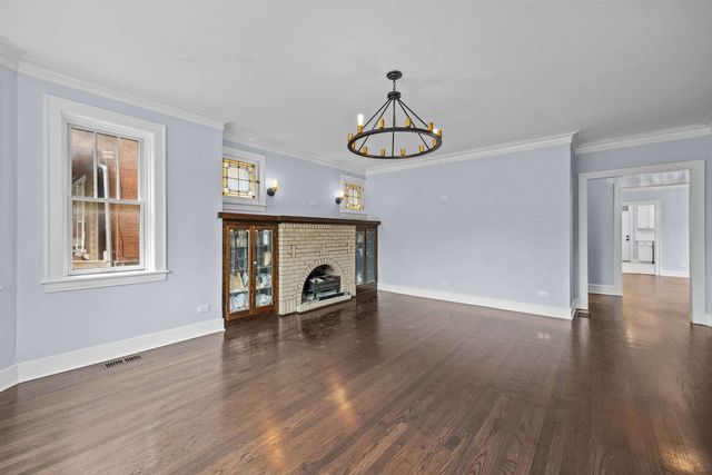 1101 S OAK PARK Avenue, Oak Park, IL 60304