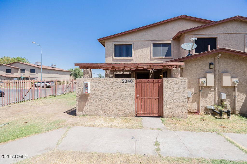 5040 N 40TH Avenue, Phoenix, AZ 85019 — photo 2