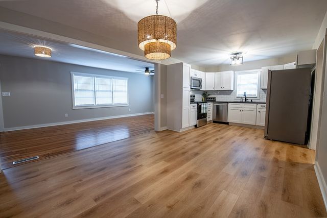 404 N John Street, New Brockton, AL 36351