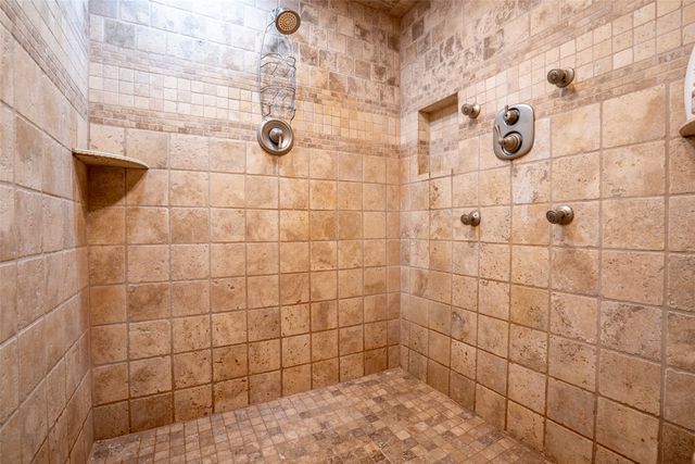 13978 RIDGETOP, Roanoke, TX 76262