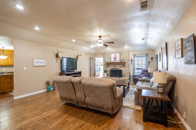 13978 RIDGETOP, Roanoke, TX 76262