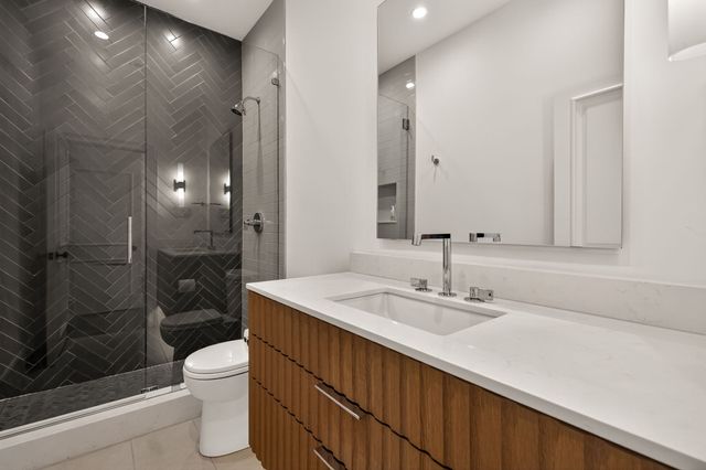 5205 Royal Lane, Dallas, TX 75229