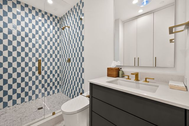 5205 Royal Lane, Dallas, TX 75229