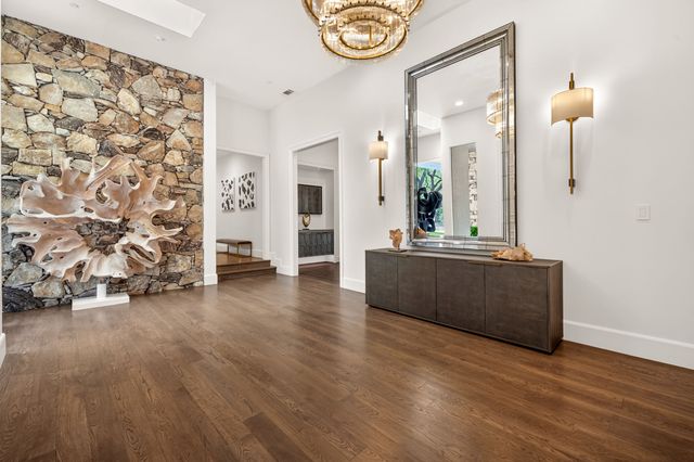 5205 Royal Lane, Dallas, TX 75229