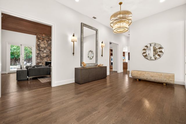5205 Royal Lane, Dallas, TX 75229
