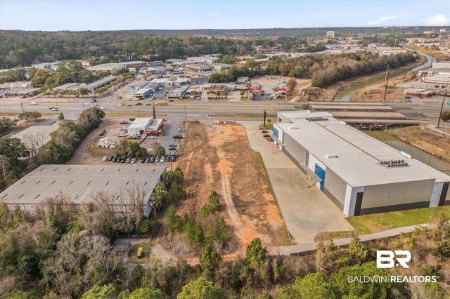 3651 Government Boulevard, Mobile, AL 36693