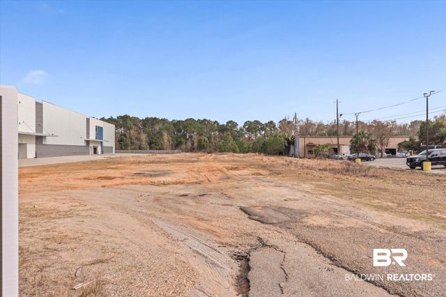 3651 Government Boulevard, Mobile, AL 36693