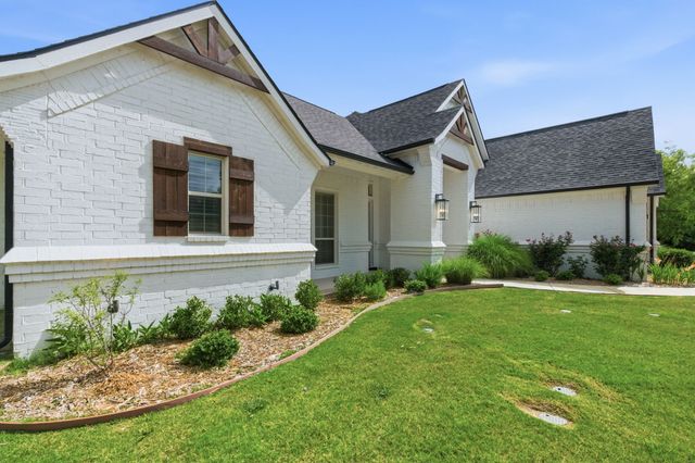 100 Cedar Mountain Drive, Weatherford, TX 76085
