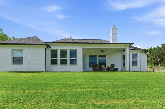 100 Cedar Mountain Drive, Weatherford, TX 76085