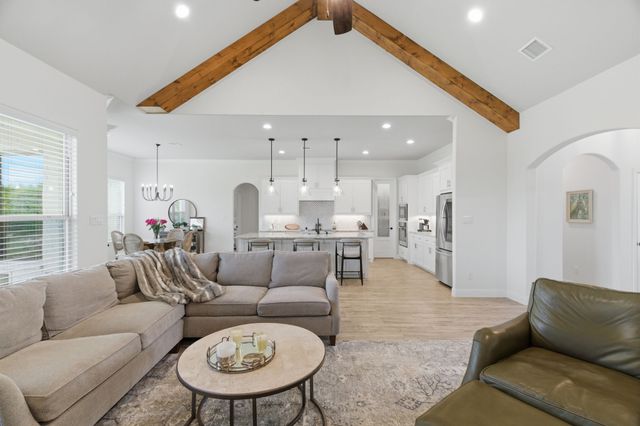 100 Cedar Mountain Drive, Weatherford, TX 76085