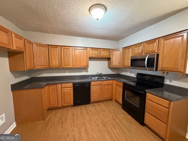 516 Bavarian Drive, Palmetto, GA 30268