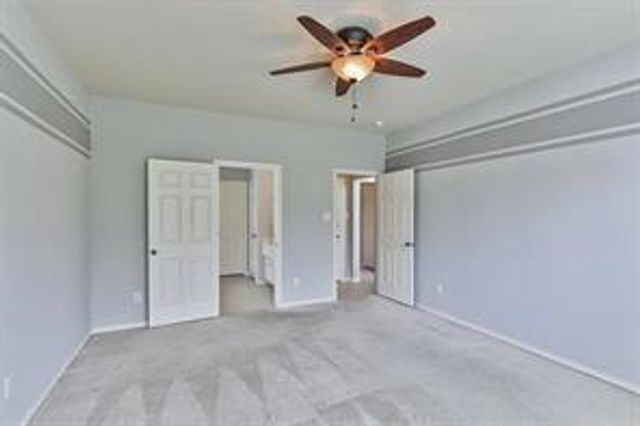 13002 Misty Bay Ln, Pearland, TX 77584