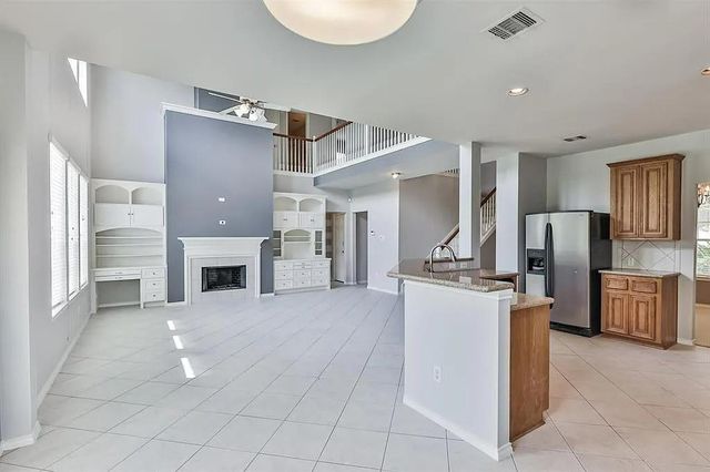 13002 Misty Bay Ln, Pearland, TX 77584