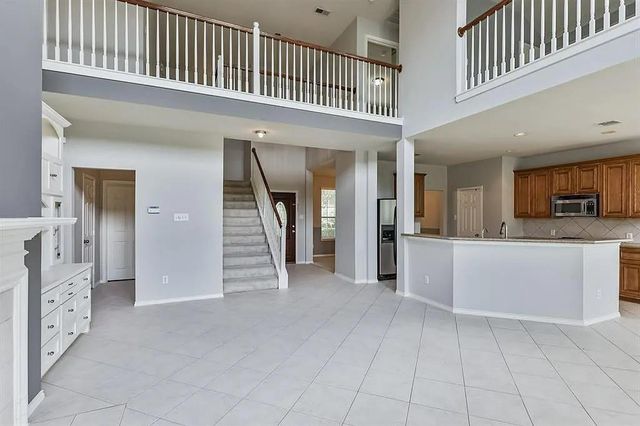 13002 Misty Bay Ln, Pearland, TX 77584