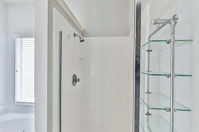 13002 Misty Bay Ln, Pearland, TX 77584