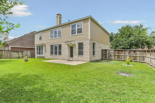 13002 Misty Bay Ln, Pearland, TX 77584