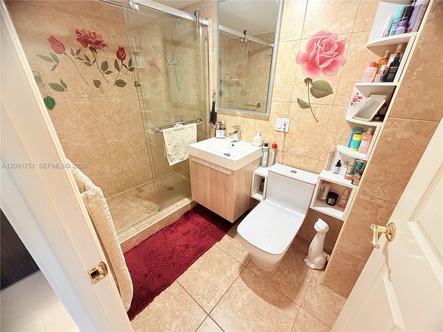 290 174th Street 611, Sunny Isles Beach, FL 33160