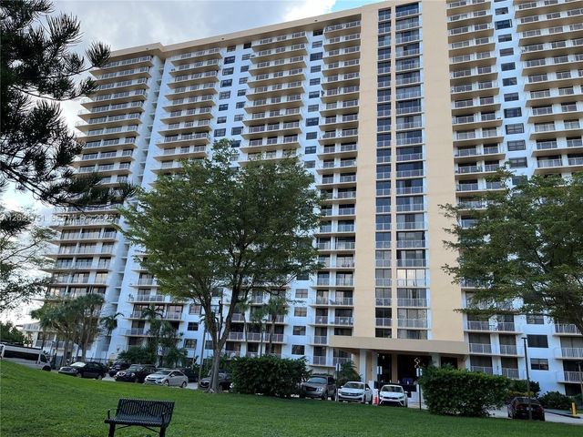 290 174th Street 611, Sunny Isles Beach, FL 33160