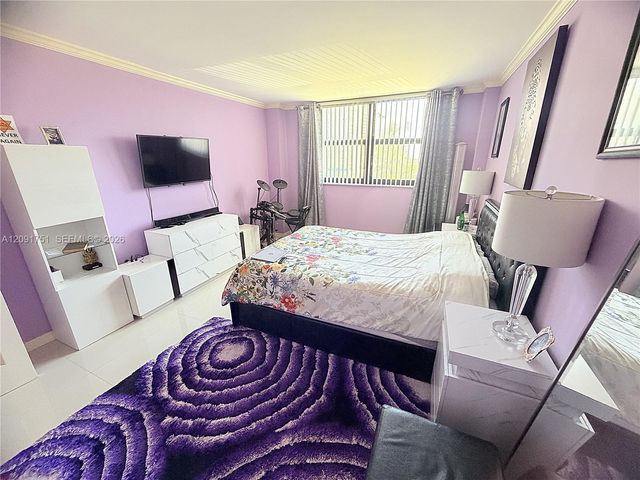 290 174th Street 611, Sunny Isles Beach, FL 33160