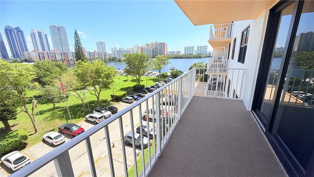 290 174th Street 611, Sunny Isles Beach, FL 33160