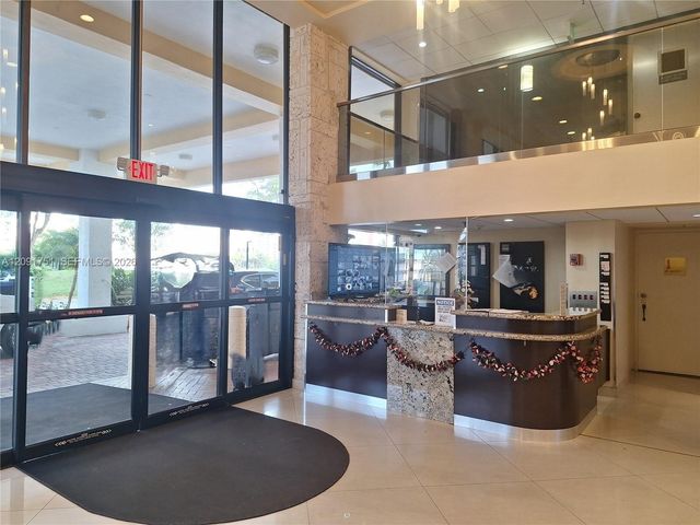 290 174th Street 611, Sunny Isles Beach, FL 33160