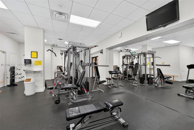 290 174th Street 611, Sunny Isles Beach, FL 33160