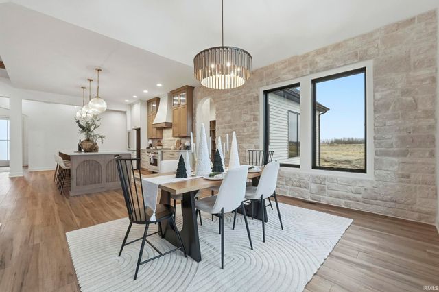 1927 Burnt Lake Drive, Fort Wayne, IN 46814