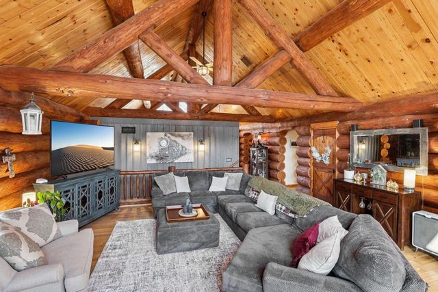 W10124 Giese Lane, Portage, WI 53901