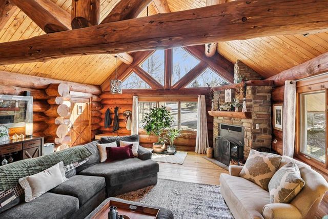 W10124 Giese Lane, Portage, WI 53901