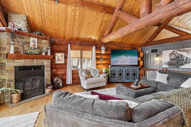 W10124 Giese Lane, Portage, WI 53901