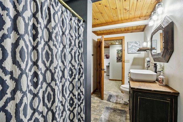 W10124 Giese Lane, Portage, WI 53901