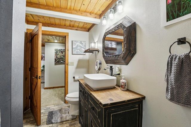 W10124 Giese Lane, Portage, WI 53901