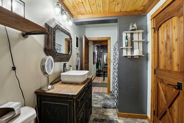 W10124 Giese Lane, Portage, WI 53901