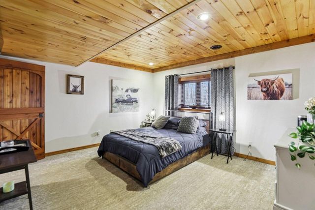 W10124 Giese Lane, Portage, WI 53901