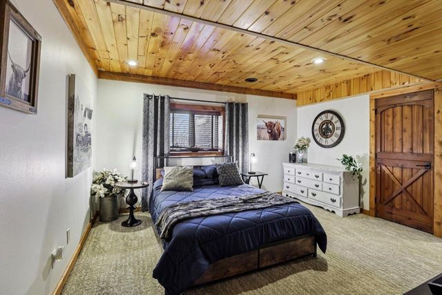 W10124 Giese Lane, Portage, WI 53901