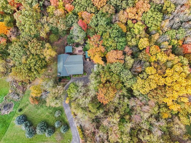 W10124 Giese Lane, Portage, WI 53901