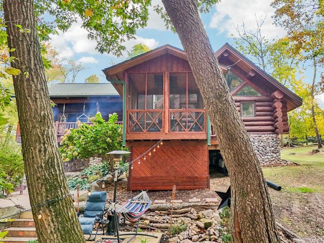 W10124 Giese Lane, Portage, WI 53901