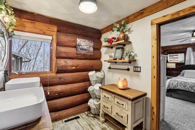 W10124 Giese Lane, Portage, WI 53901