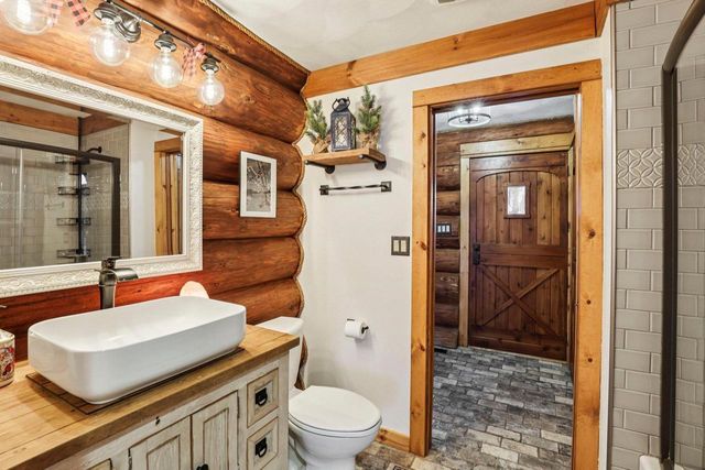 W10124 Giese Lane, Portage, WI 53901