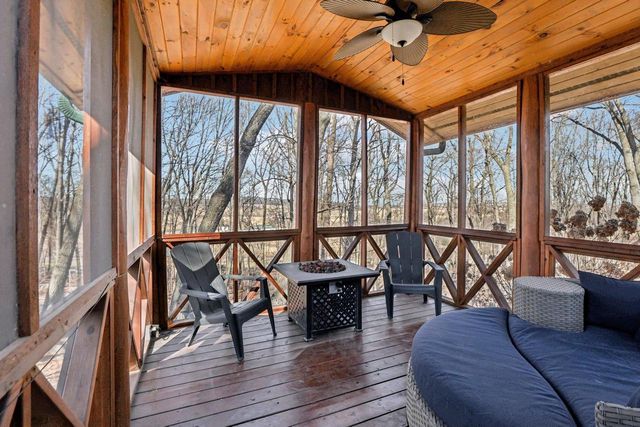 W10124 Giese Lane, Portage, WI 53901