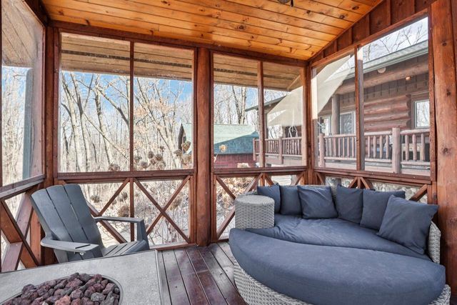 W10124 Giese Lane, Portage, WI 53901